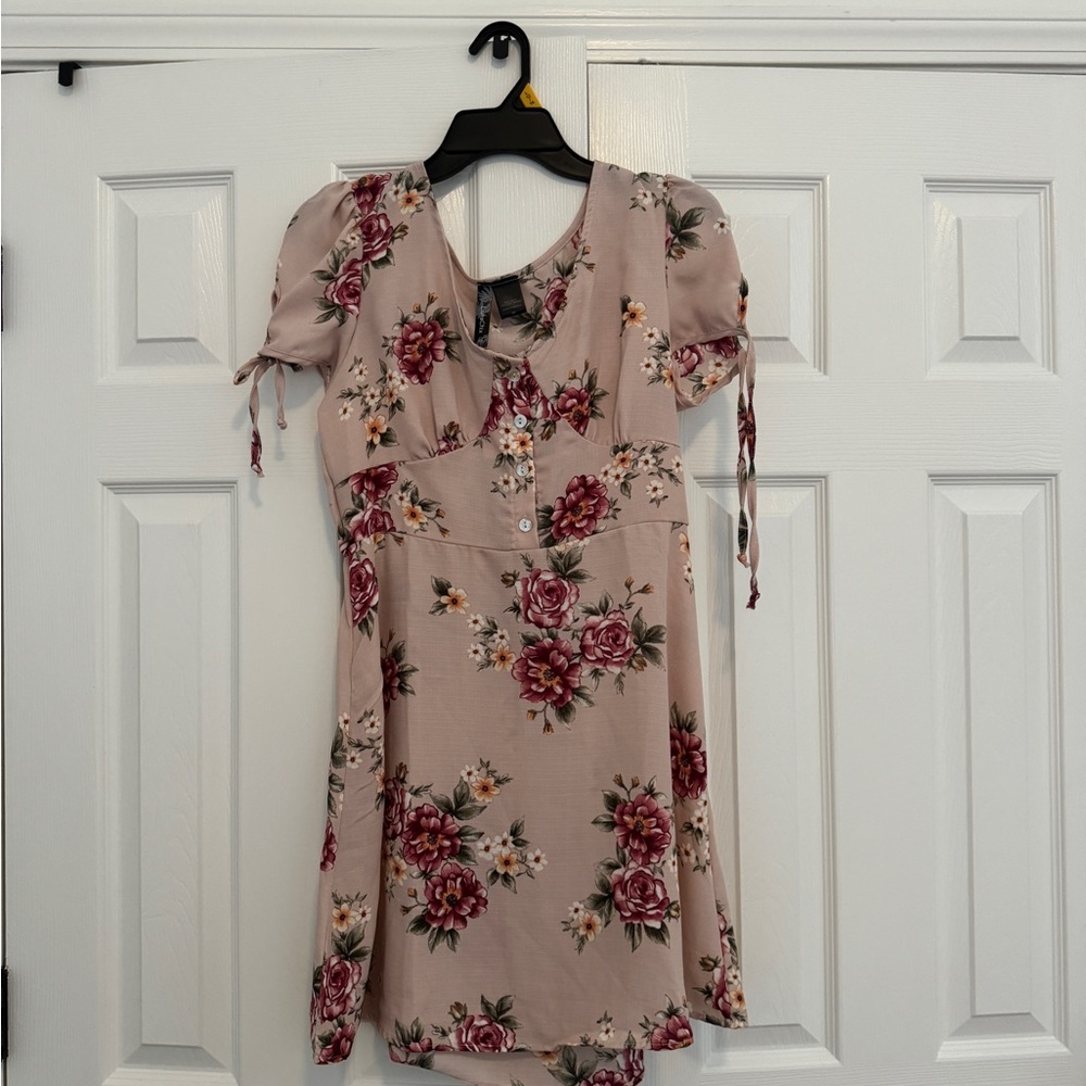 Floral Puff Sleeve Dress